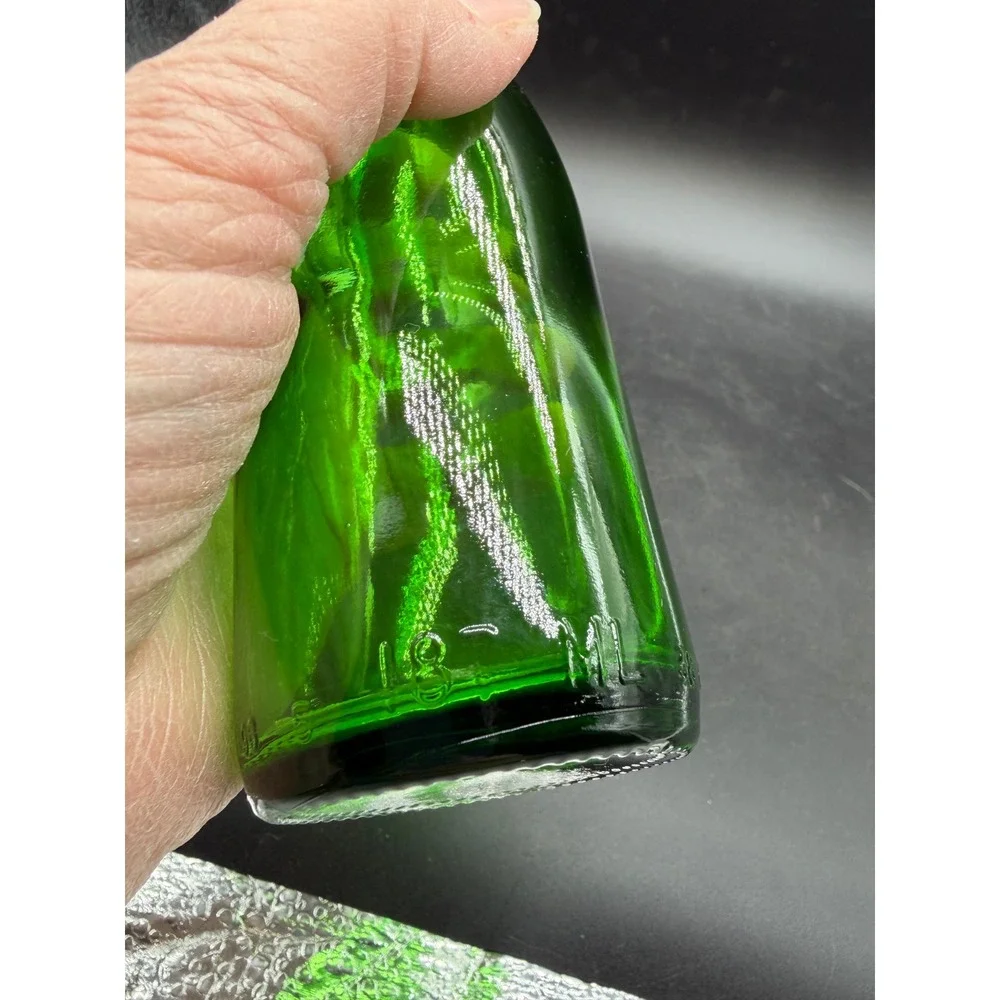Vintage Emerald Green‎ Glass Bottle 18 ML Crown Top Collectible Decorative Vase